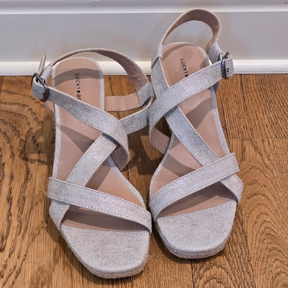 NEW! Lucky Brand Women’s Mytila Beige Gold Platform Wedge Sandal - SZ 10